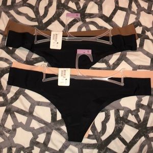 Brand New ❣️ 2 Pack Laser Cut Thongs ❣️